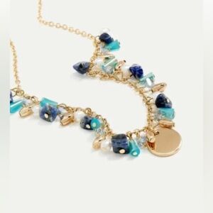 Reitmans gold tone necklace with blue stones, beads and faux pearls. NWT
